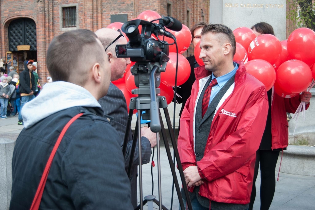 Szef SLD w Toruniu Marek Jopp w sądzie ze szkołą Tadeusza Rydzyka.